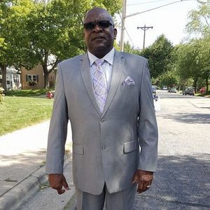 Meet your Posher, Thomas